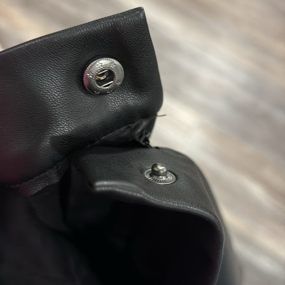 Zara Black Faux Leather High-Waisted Flare Pants Size Medium Bloggers Favorite - Picture 10 of 11